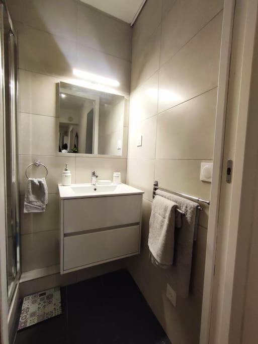 Appartement Proche Paris/Metro アニエール エクステリア 写真